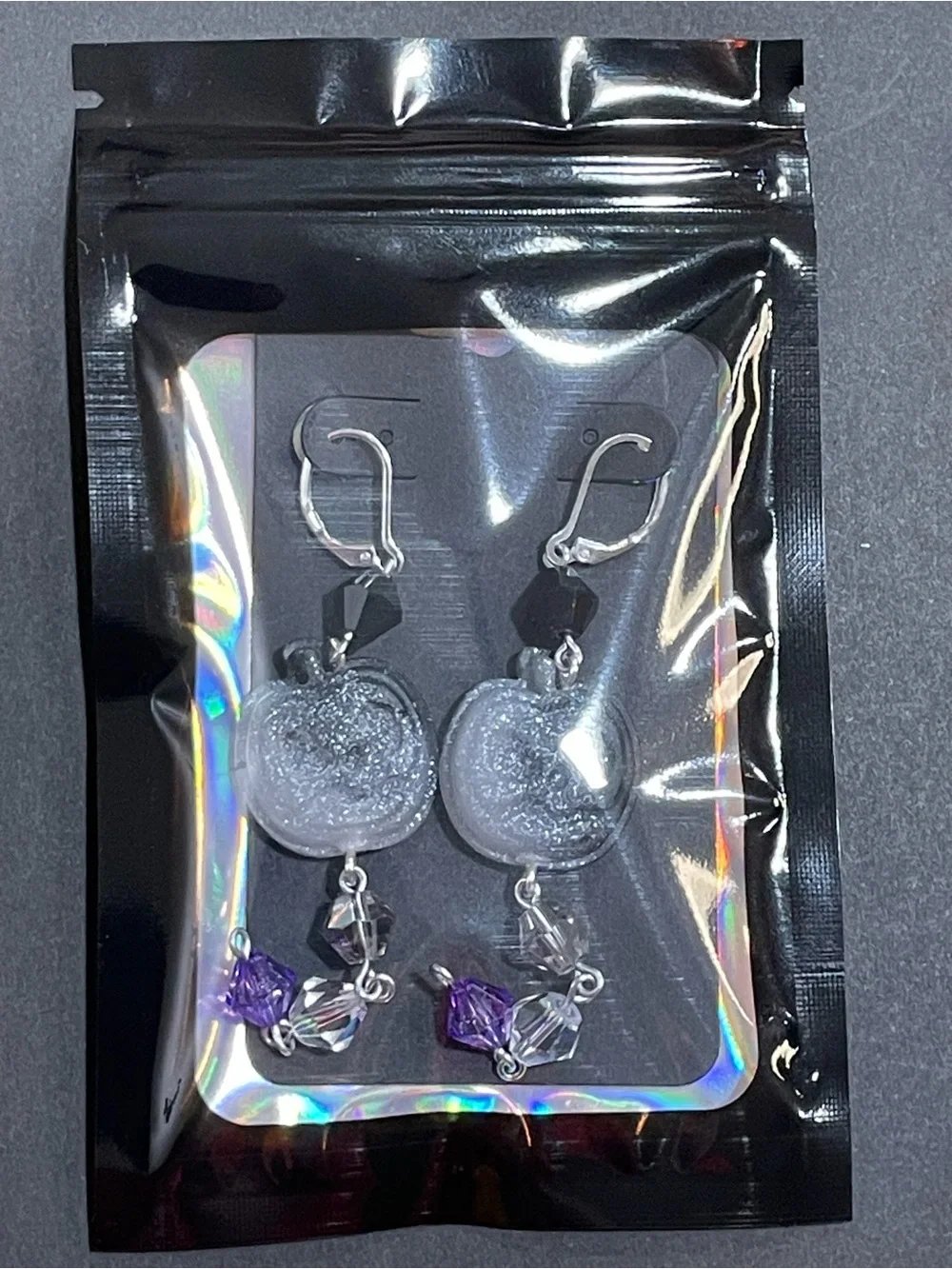 Twisted Wonderland Inspired Groovy Candy Earrings Epel Felmier (Nightmare Suit)